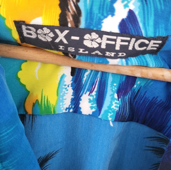 Men's Box Office Island Hawaiian Shirt L - Picture 2 of 5